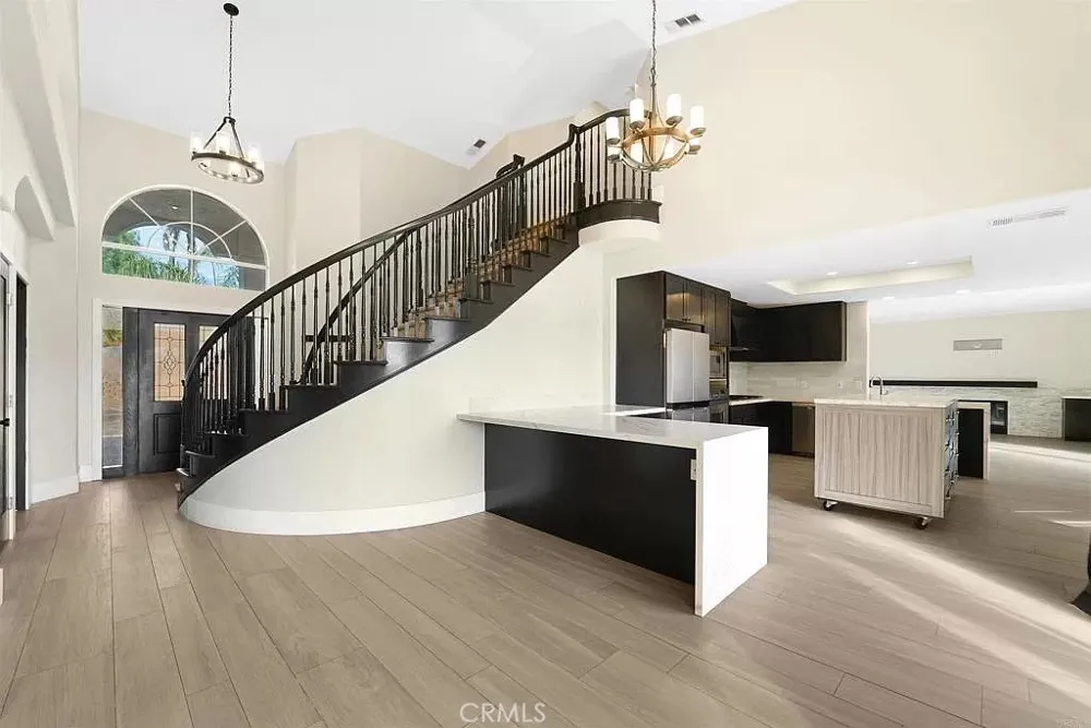 2560 Avenida Ocotillo Alpine, CA 91901