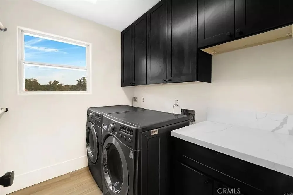 2560 Avenida Ocotillo Alpine, CA 91901
