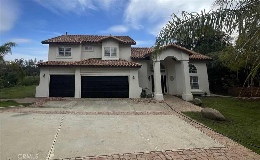 2560 Avenida Ocotillo Alpine, CA 91901