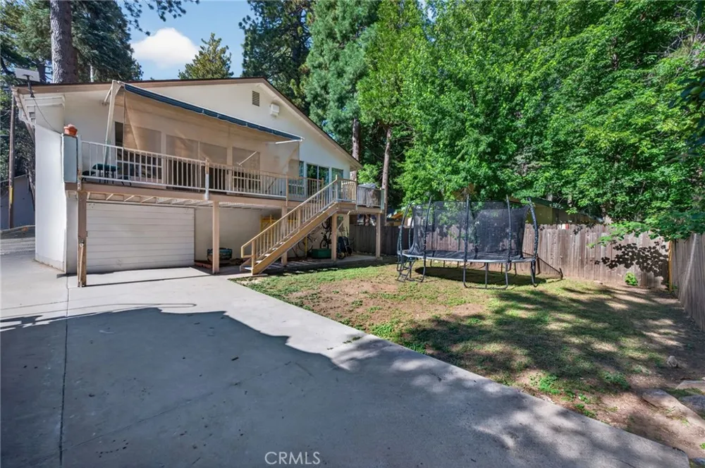 31351 Firwood Drive Running Springs, CA 92382