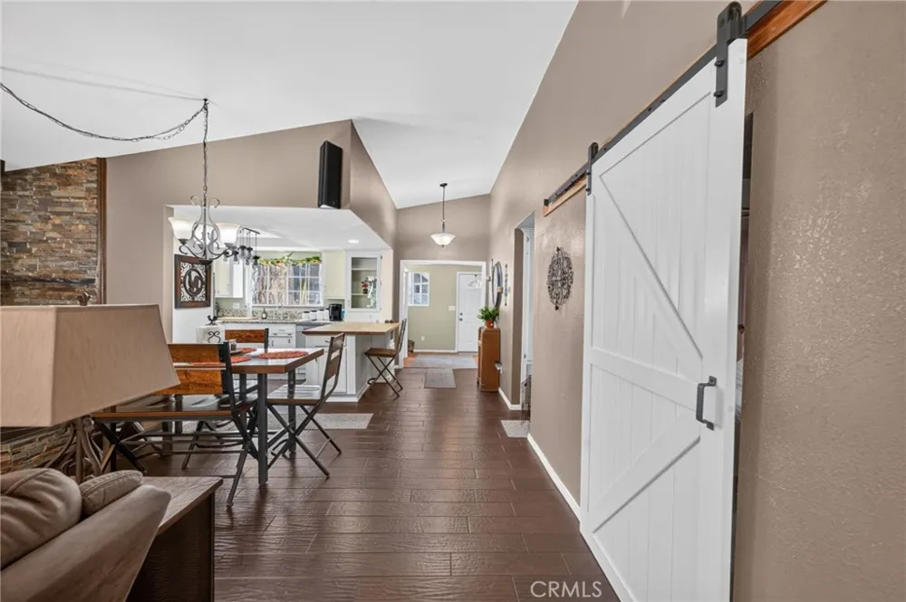 31351 Firwood Drive Running Springs, CA 92382