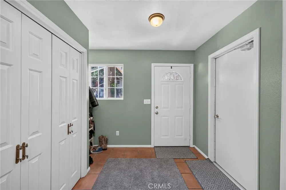 31351 Firwood Drive Running Springs, CA 92382