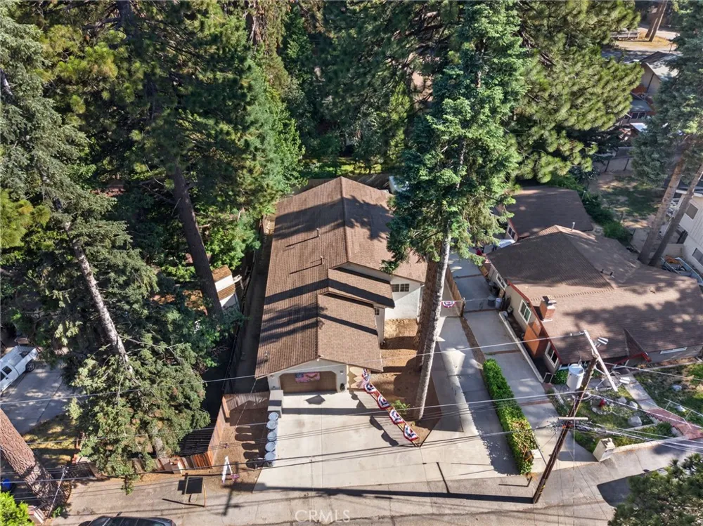 31351 Firwood Drive Running Springs, CA 92382