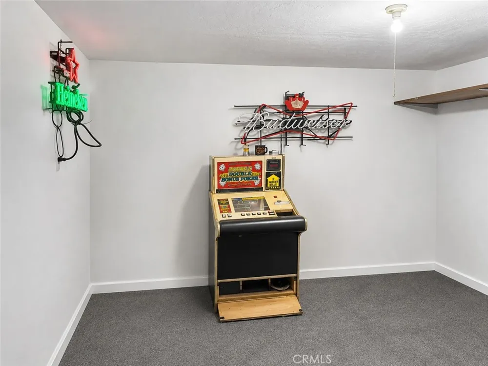 31351 Firwood Drive Running Springs, CA 92382