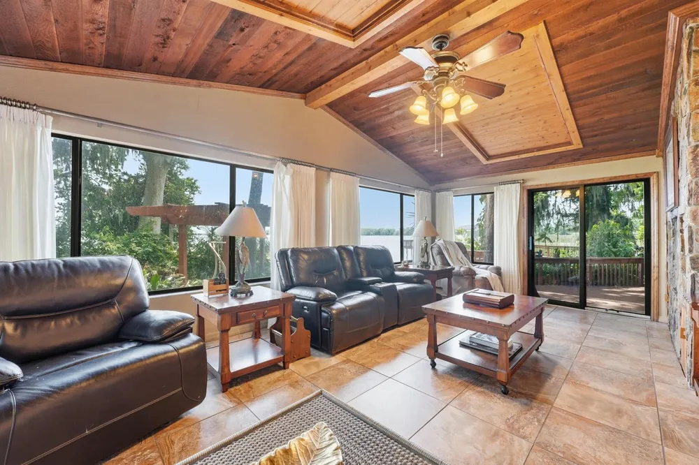 200 Windy Point Road Lake Placid, FL 33852