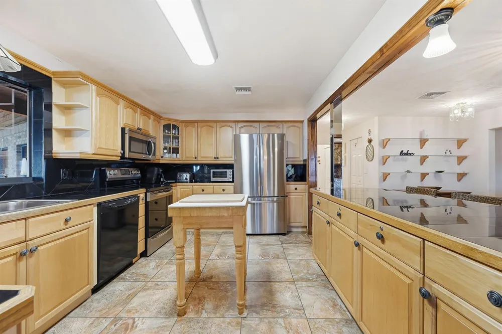200 Windy Point Road Lake Placid, FL 33852