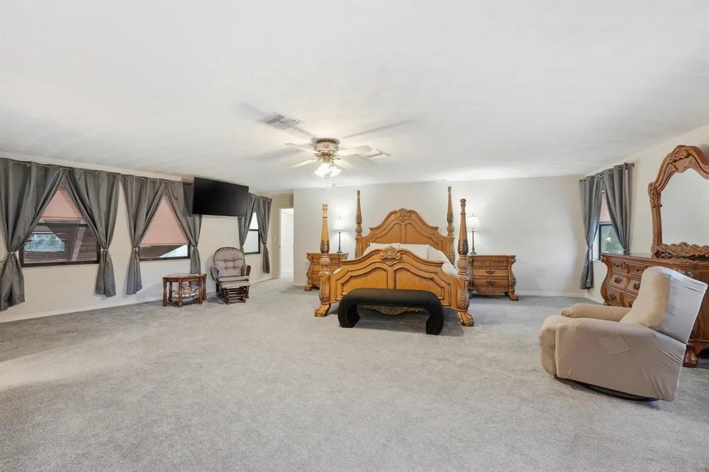 200 Windy Point Road Lake Placid, FL 33852