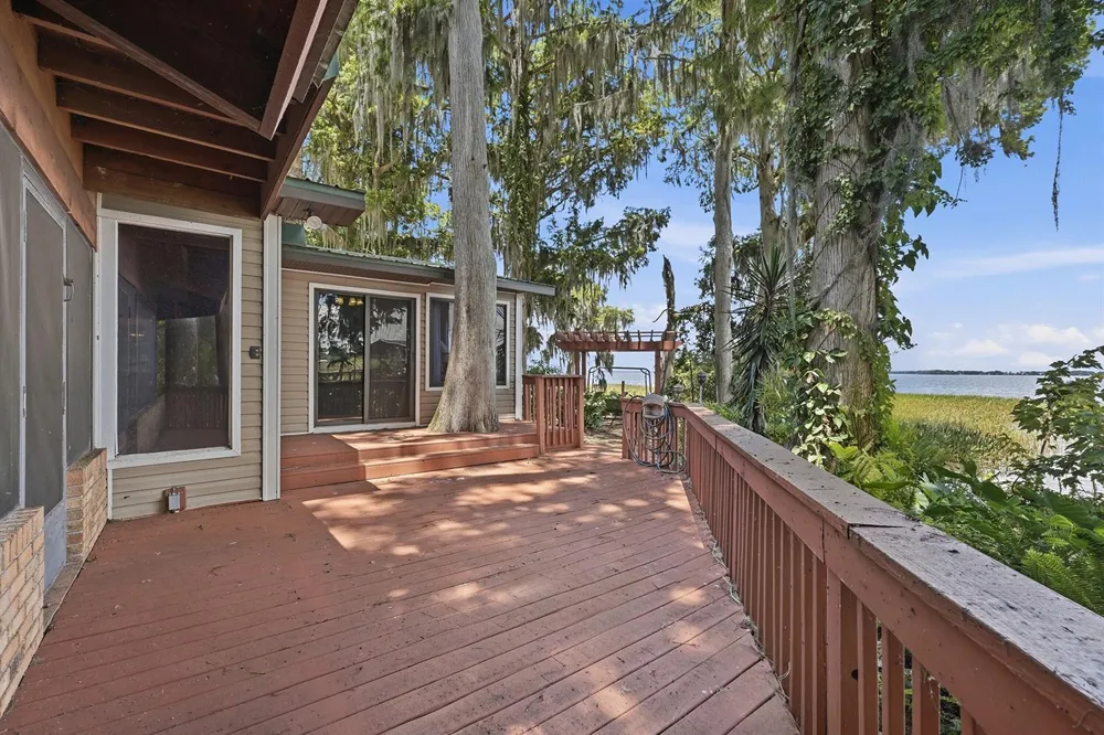 200 Windy Point Road Lake Placid, FL 33852
