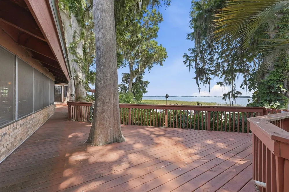 200 Windy Point Road Lake Placid, FL 33852