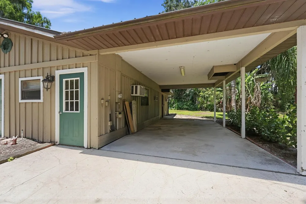 200 Windy Point Road Lake Placid, FL 33852