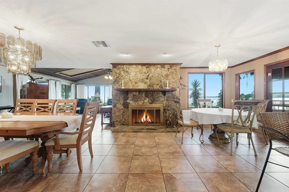 200 Windy Point Road Lake Placid, FL 33852