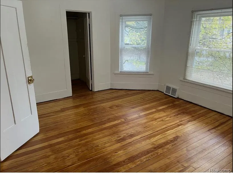 506 Emmet Street Ypsilanti City, MI 48197