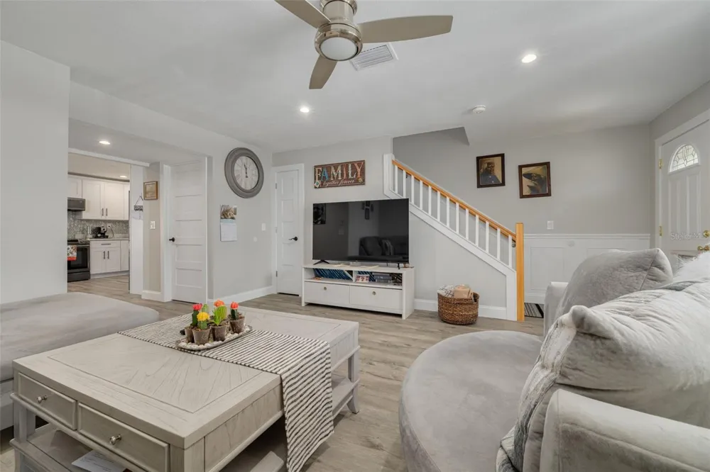 802 MINDY COURT #802 Largo, FL 33771