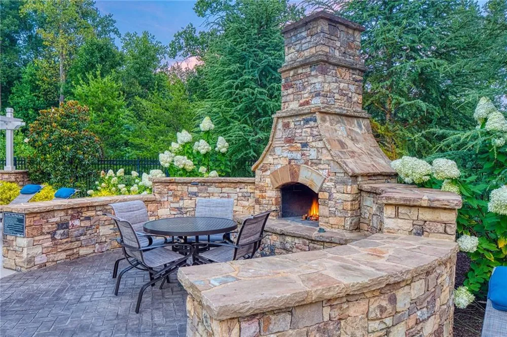 11000 Lakefield Place #07002 Johns Creek, GA 30097