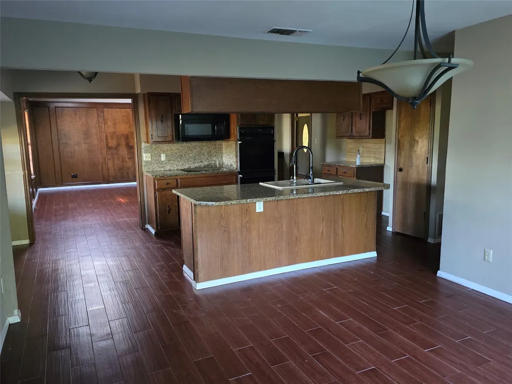 1100 Creek Bend Lane Lucas, TX 75002