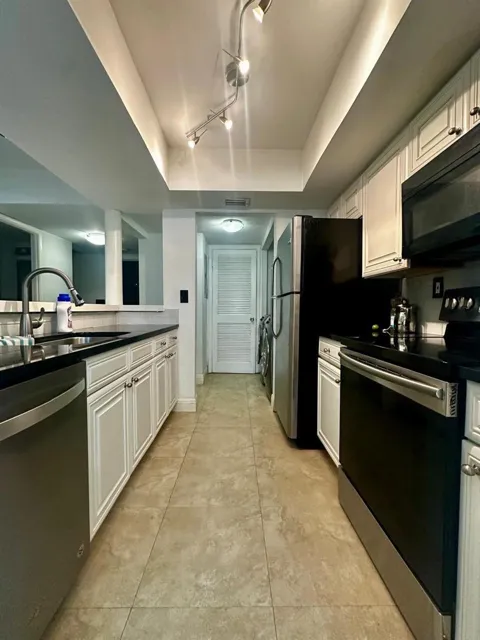 8801 W Sample Road #4