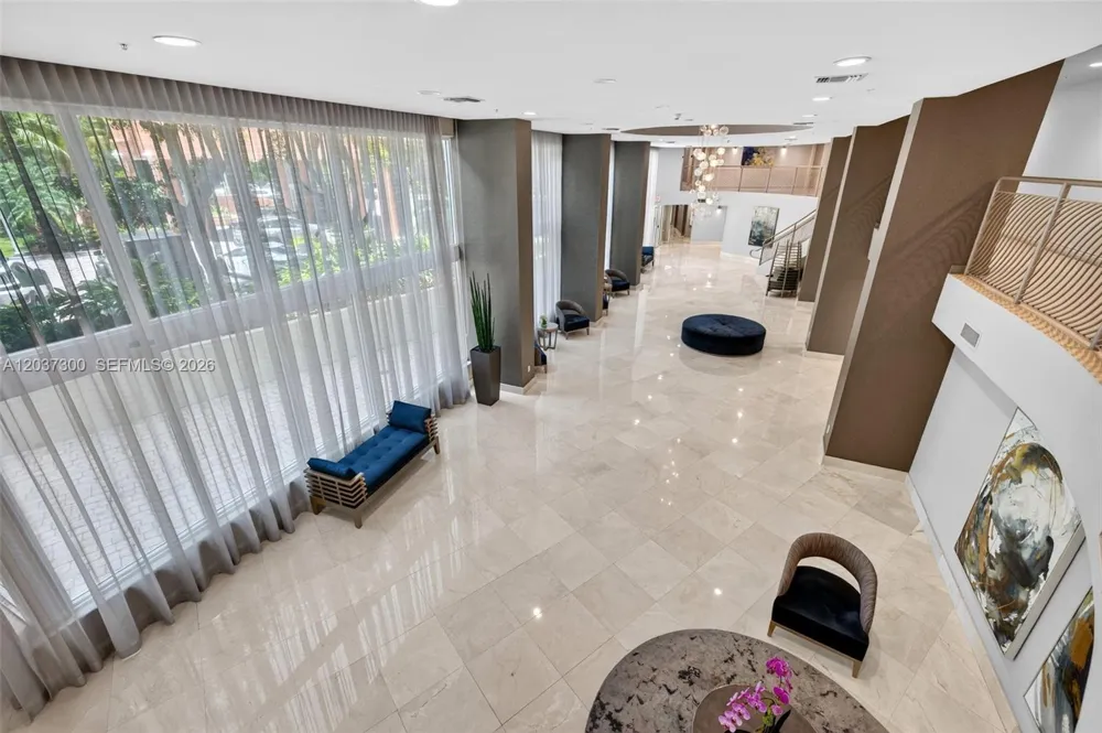 3370 Hidden Bay Dr ##UPH3715 Aventura, FL 33180