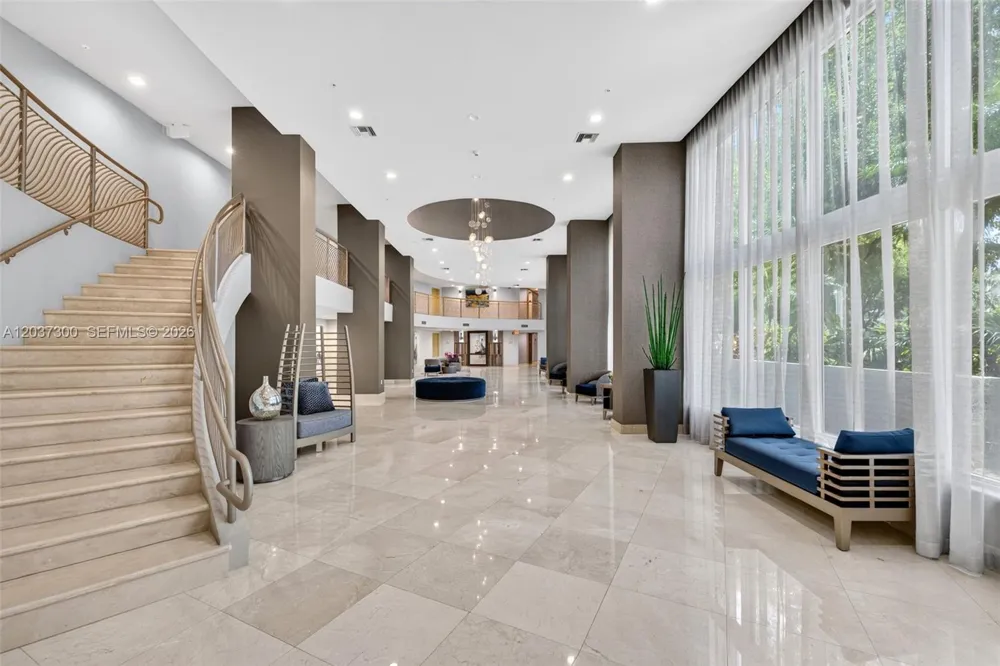 3370 Hidden Bay Dr ##UPH3715 Aventura, FL 33180