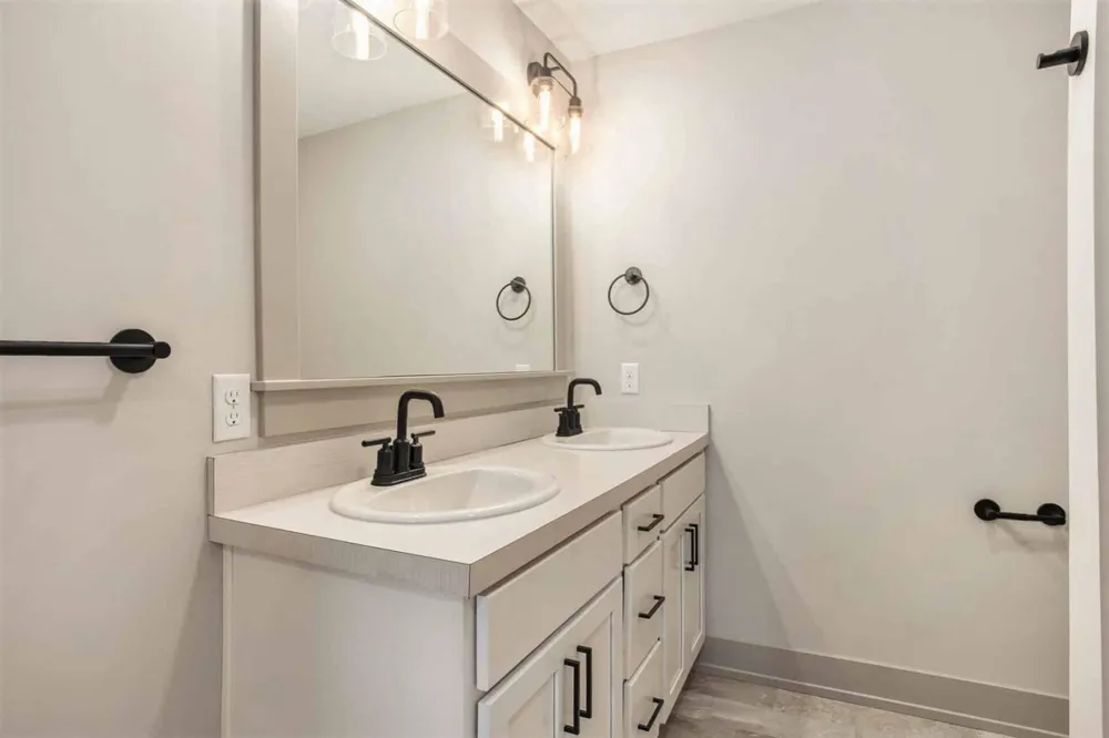 411 Gidley Circle Grand Haven City, MI 49417