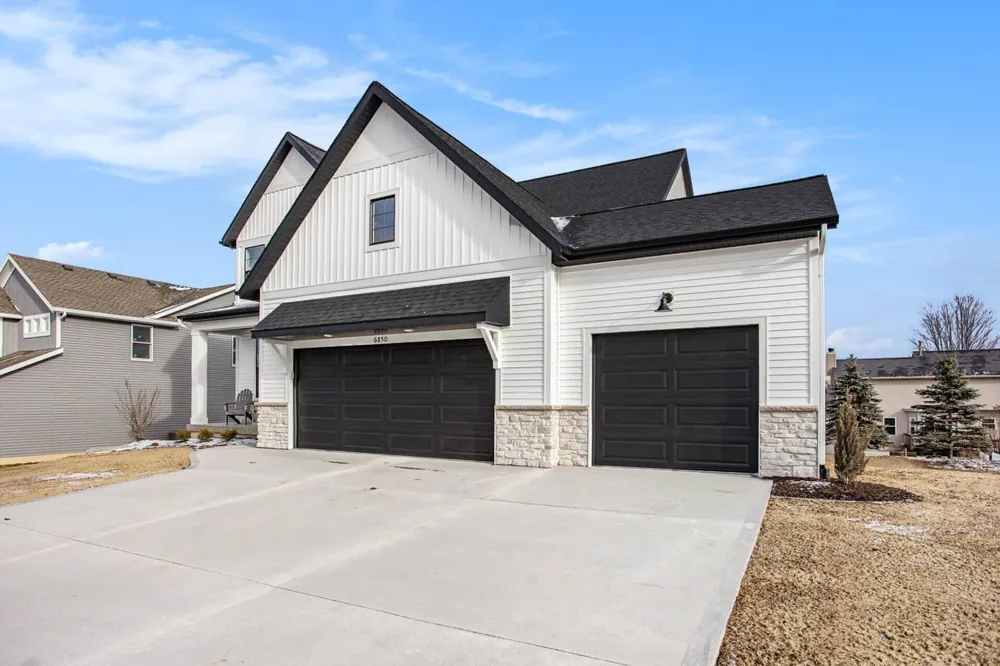 411 Gidley Circle Grand Haven City, MI 49417