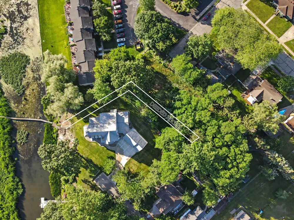 411 Gidley Circle Grand Haven City, MI 49417