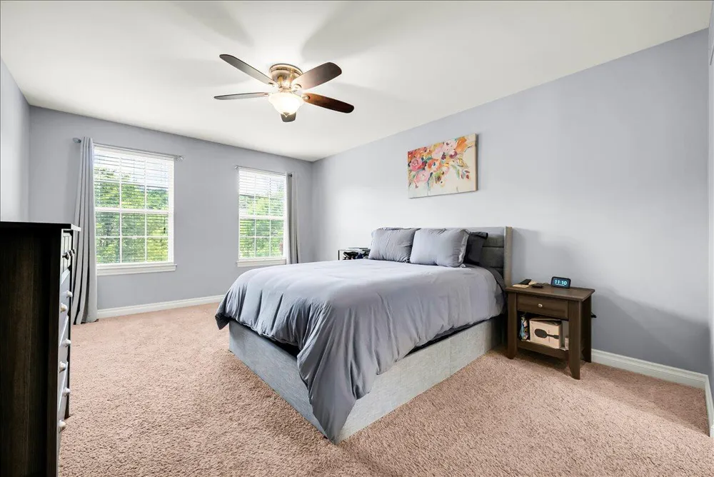 760 Pembroke Drive Saline City, MI 48176