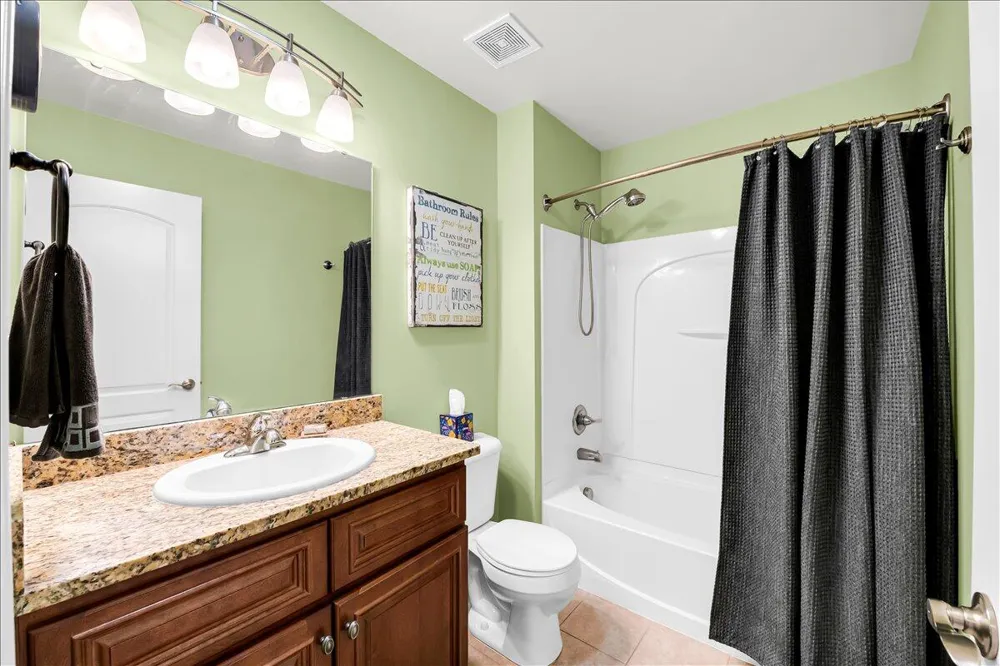 760 Pembroke Drive Saline City, MI 48176