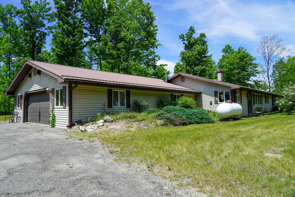1244 Mayhew Road Rose Township, MI 48654