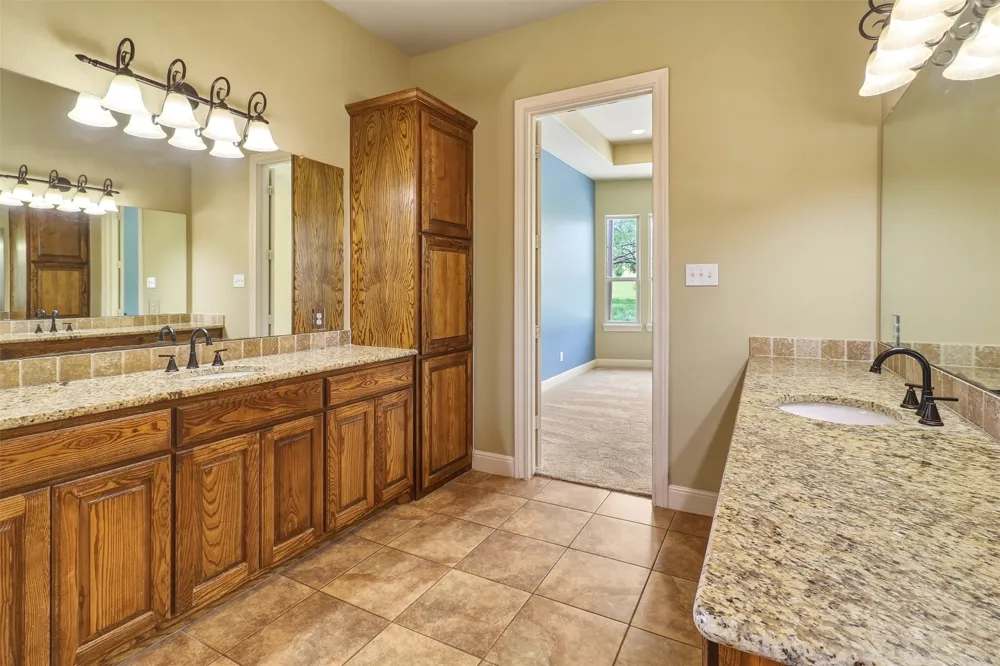 340 Sun Ray Horseshoe Bay, TX 78657