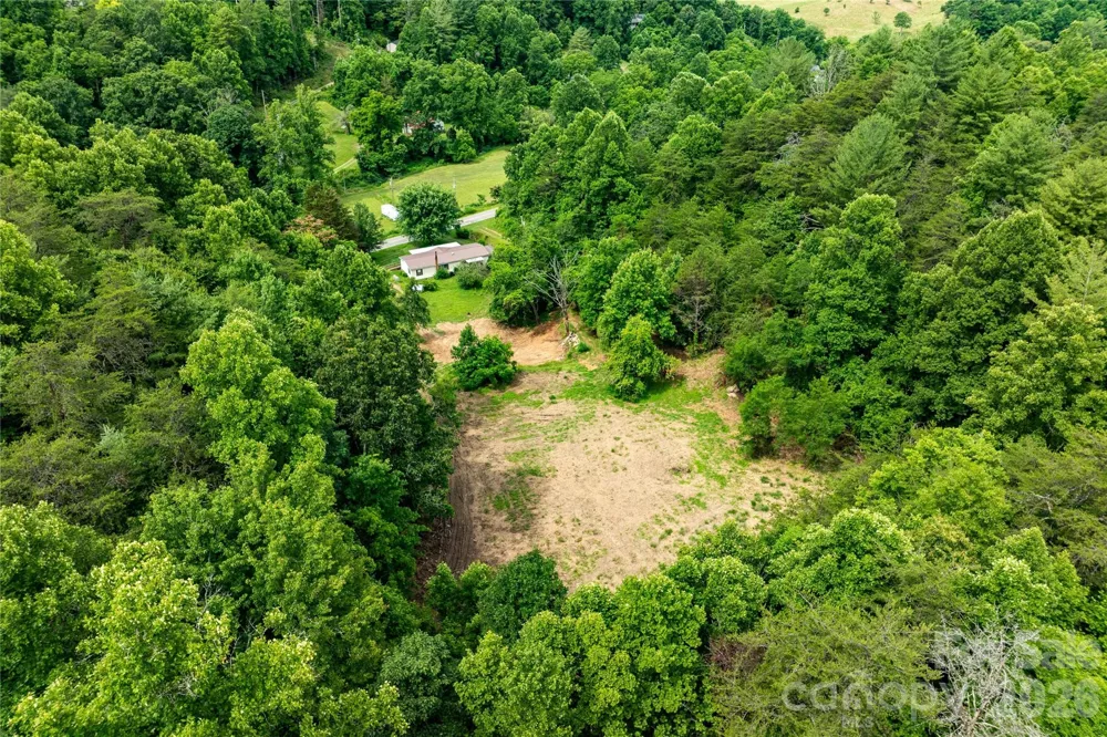 9999 Morgan Branch Road Weaverville, NC 28787