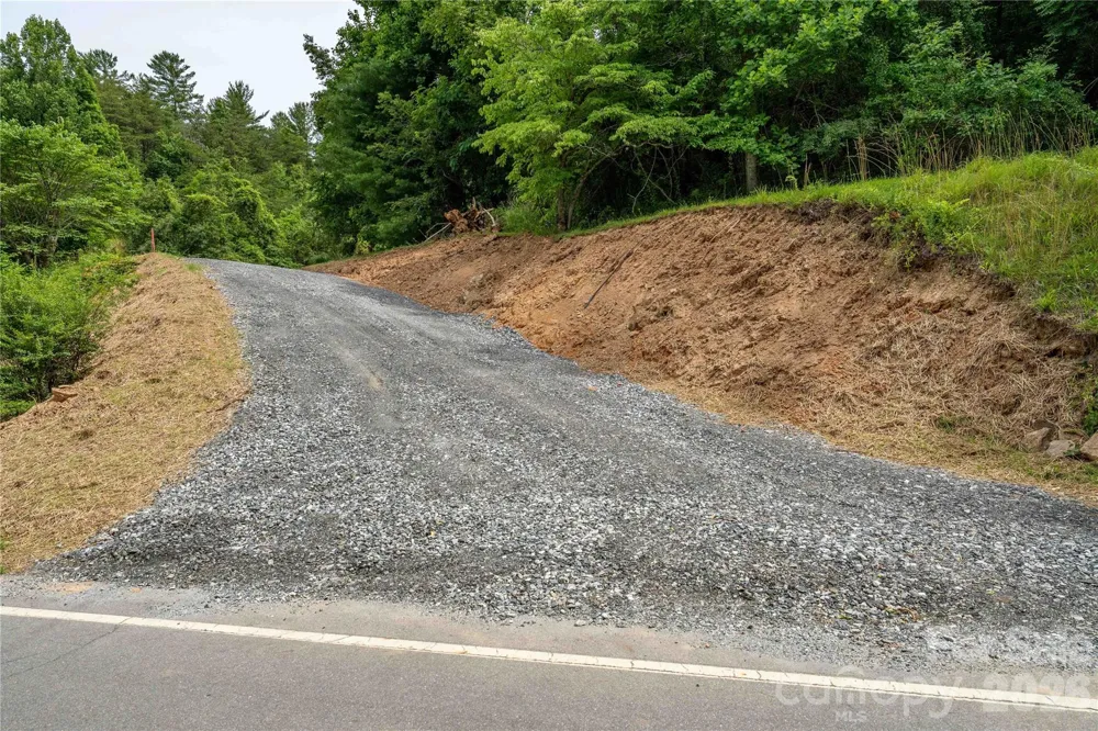 9999 Morgan Branch Road Weaverville, NC 28787