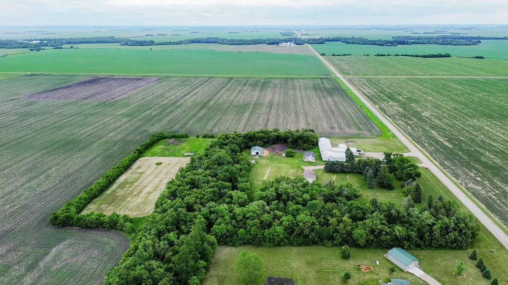 16657 52nd Street SE Kindred, ND 58051