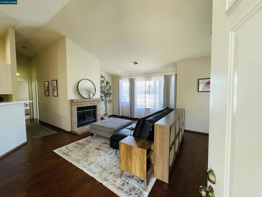 1111 Devonwood Hercules, CA 94547