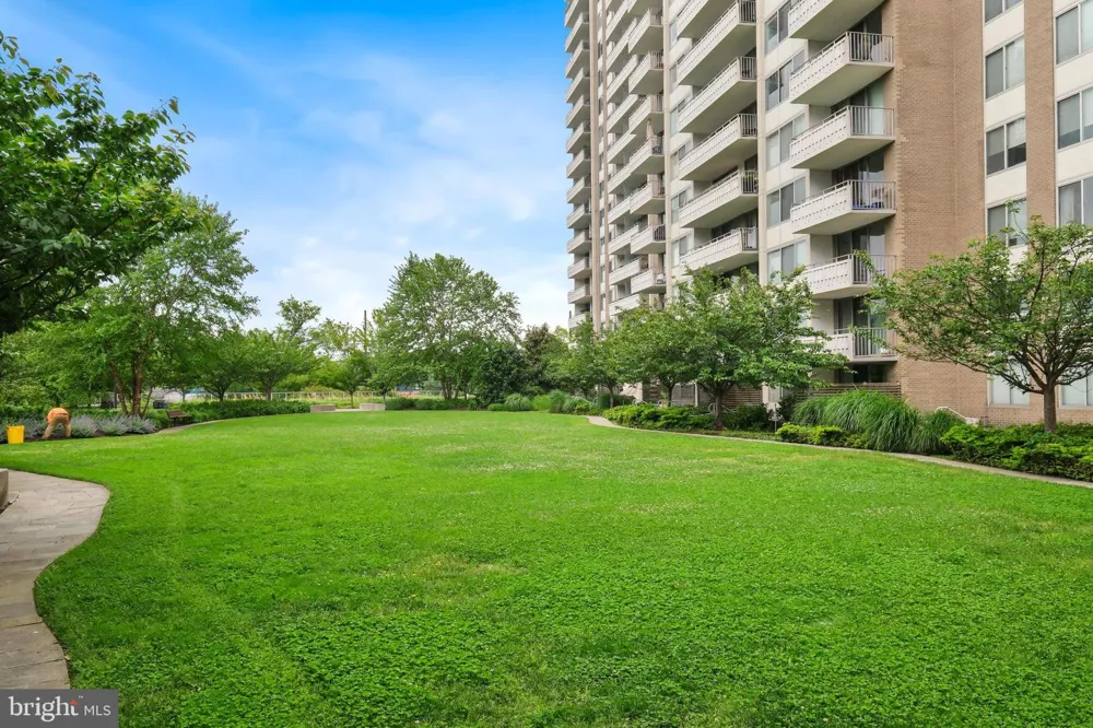 5101 RIVER ROAD #513 Bethesda, MD 20816