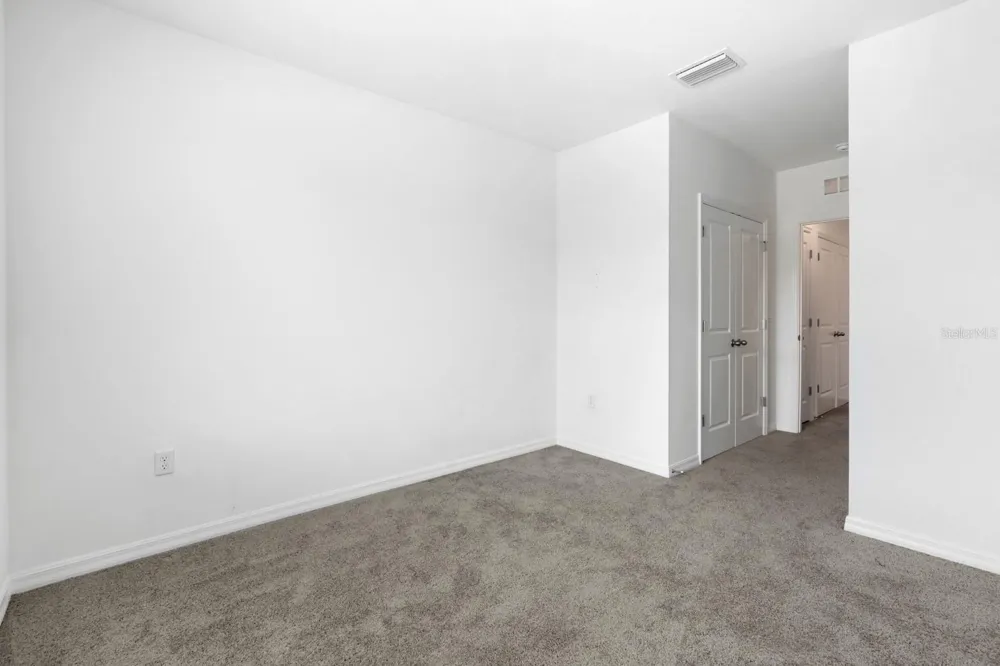 5052 CAPTAIN DAVIS DRIVE Wimauma, FL 33598