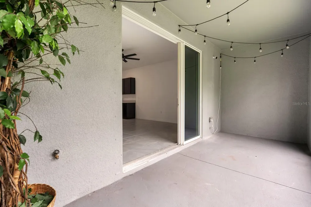 5052 CAPTAIN DAVIS DRIVE Wimauma, FL 33598