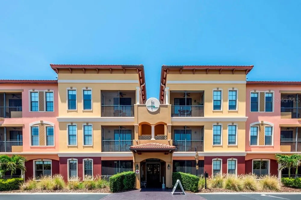 13941 CLUBHOUSE DRIVE #103 Tampa, FL 33618