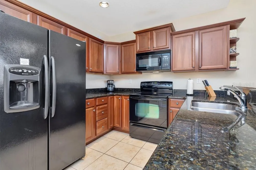 13941 CLUBHOUSE DRIVE #103 Tampa, FL 33618