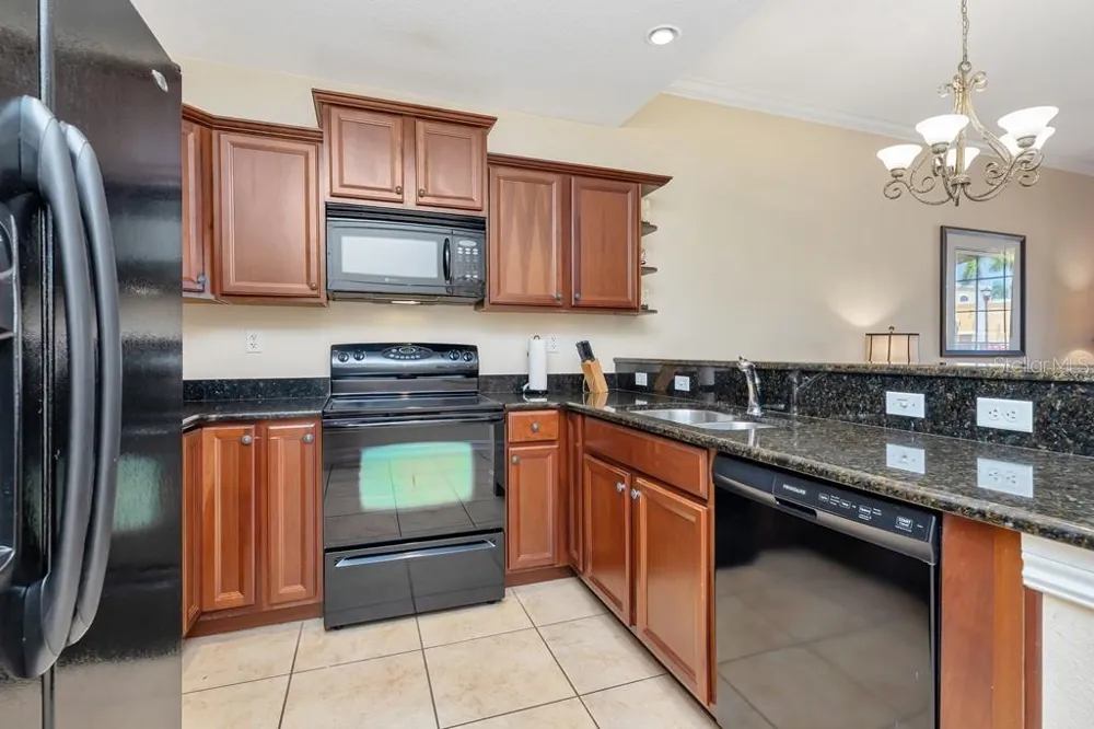 13941 CLUBHOUSE DRIVE #103 Tampa, FL 33618