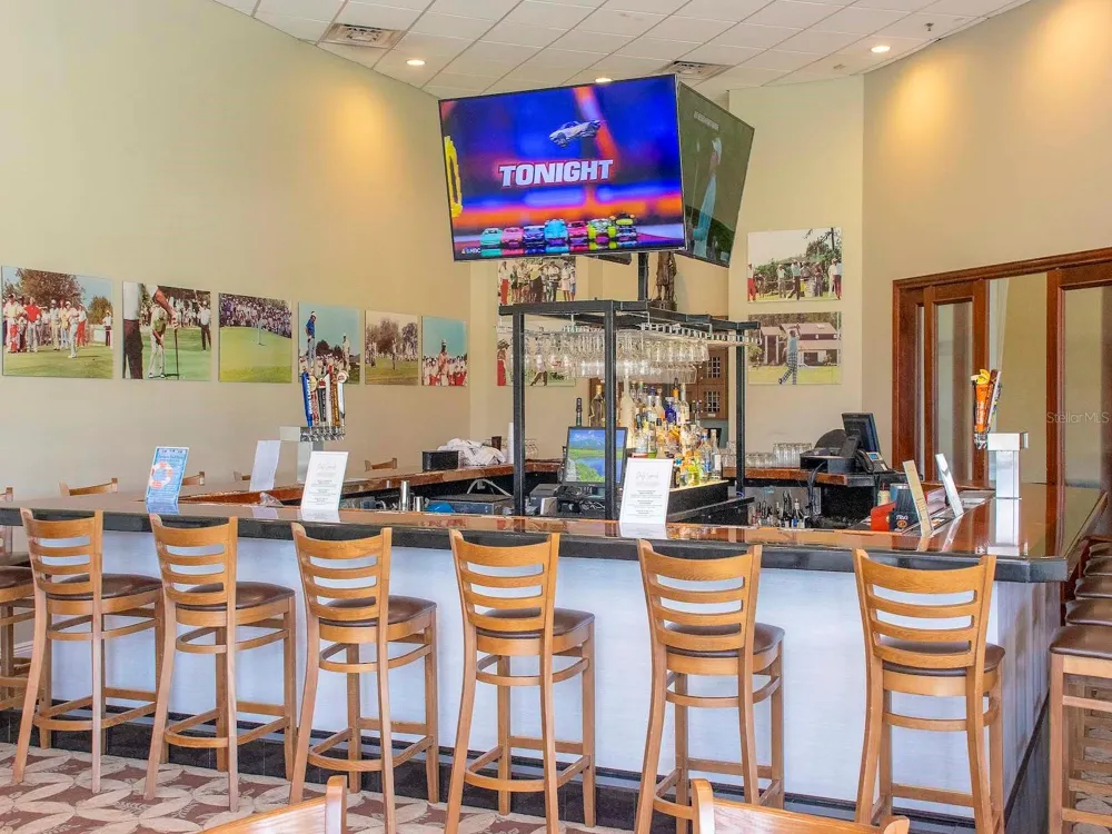 13941 CLUBHOUSE DRIVE #103 Tampa, FL 33618