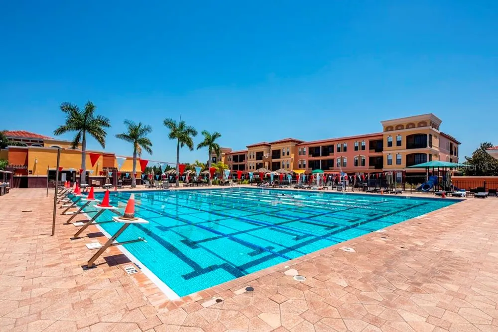 13941 CLUBHOUSE DRIVE #103 Tampa, FL 33618
