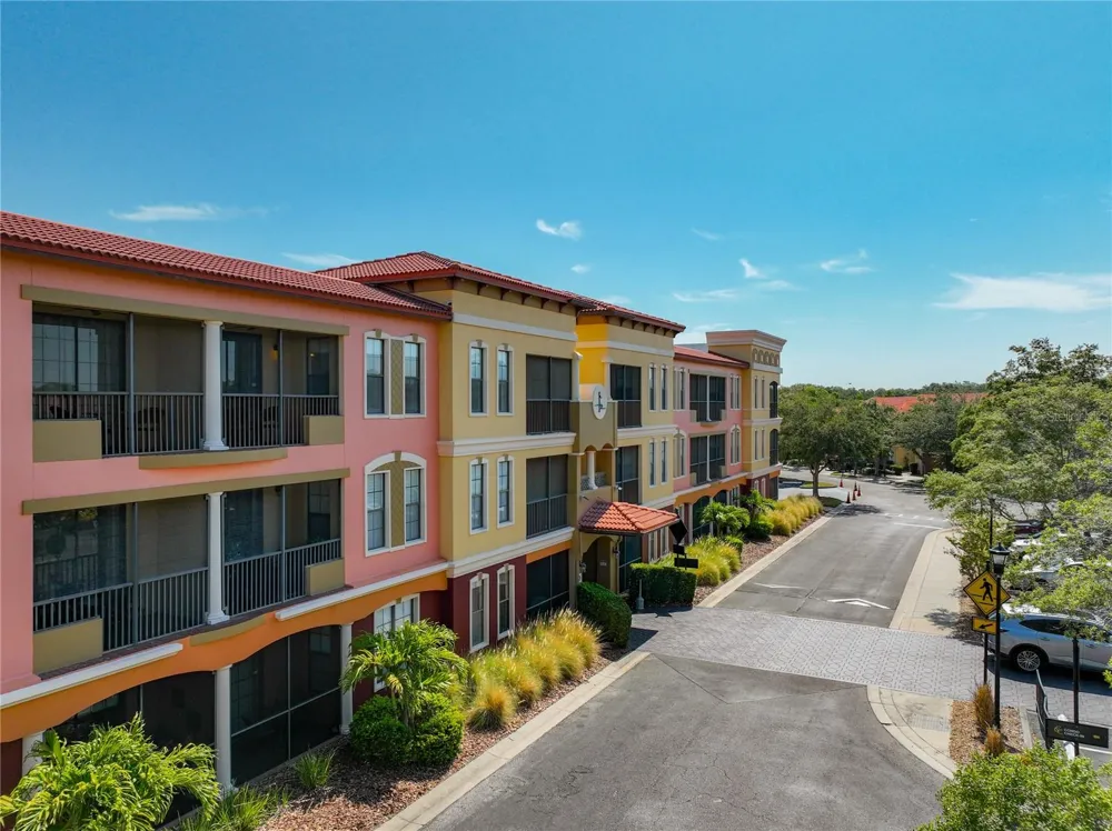 13941 CLUBHOUSE DRIVE #103 Tampa, FL 33618