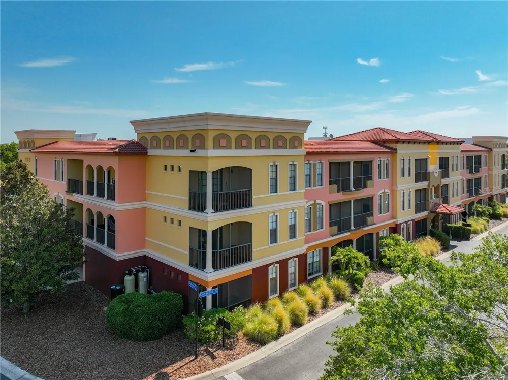 13941 CLUBHOUSE DRIVE #103 Tampa, FL 33618