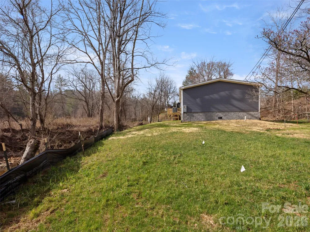 2095 Emmas Grove Road Fairview, NC 28730