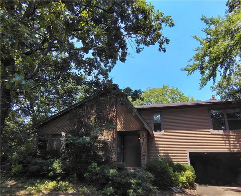 3129 Glen Flora Way