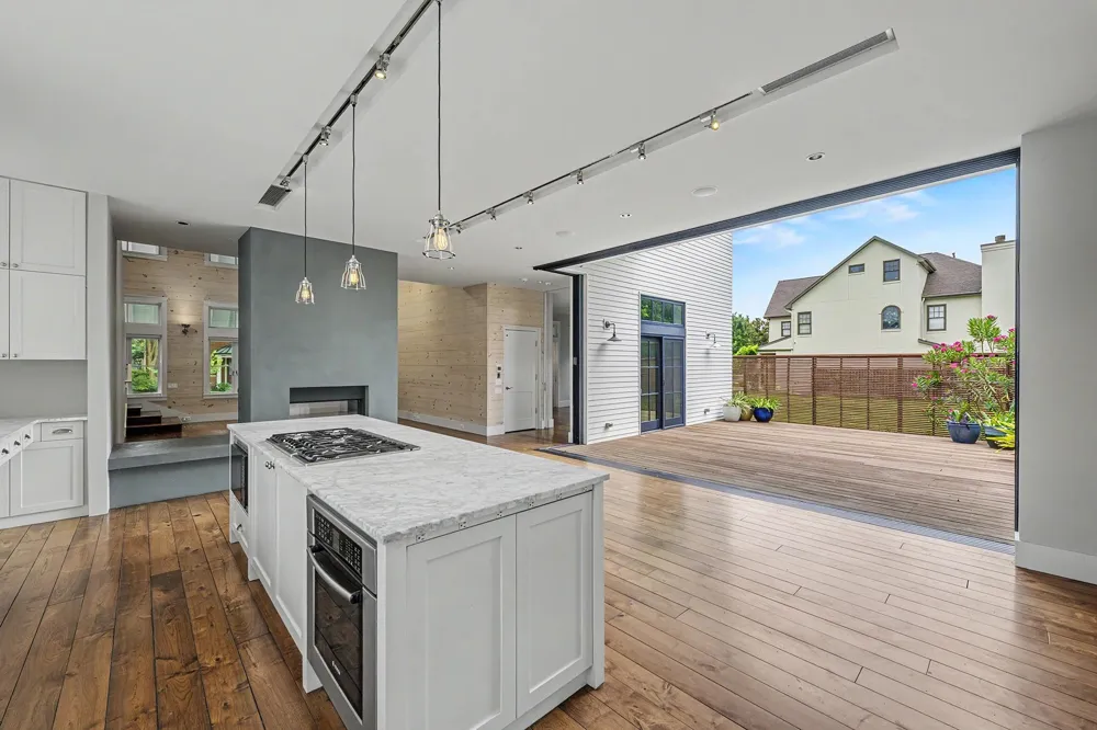 4153 Oberlin Street West University Place, TX 77005