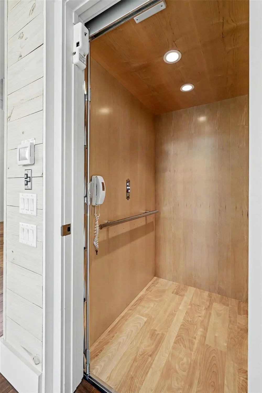 4153 Oberlin Street West University Place, TX 77005
