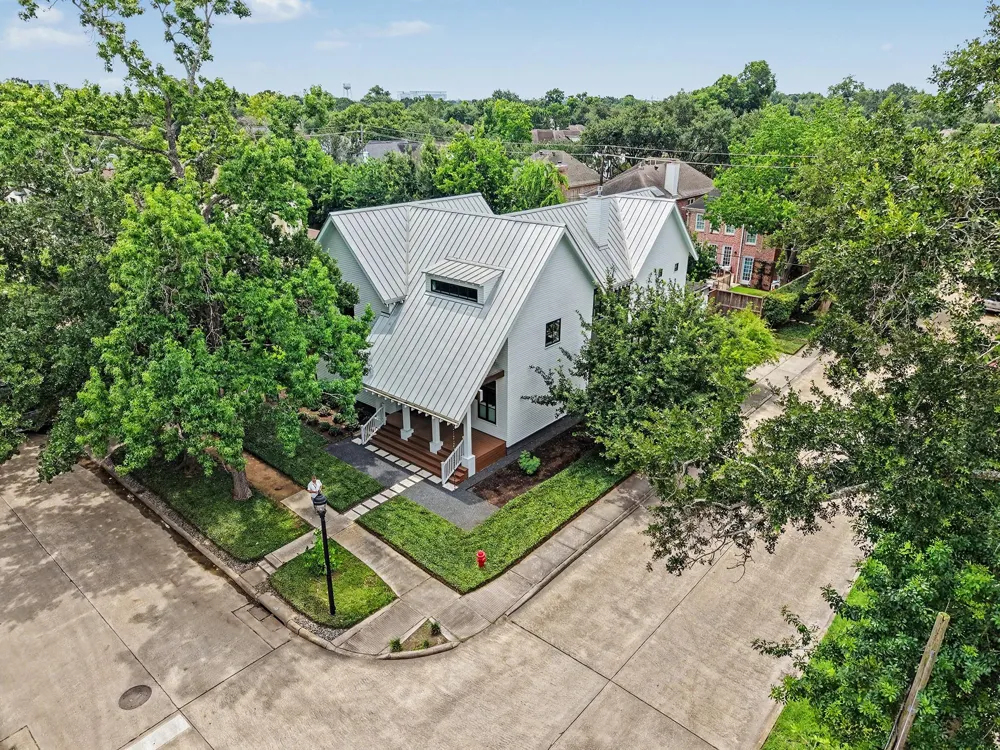4153 Oberlin Street West University Place, TX 77005