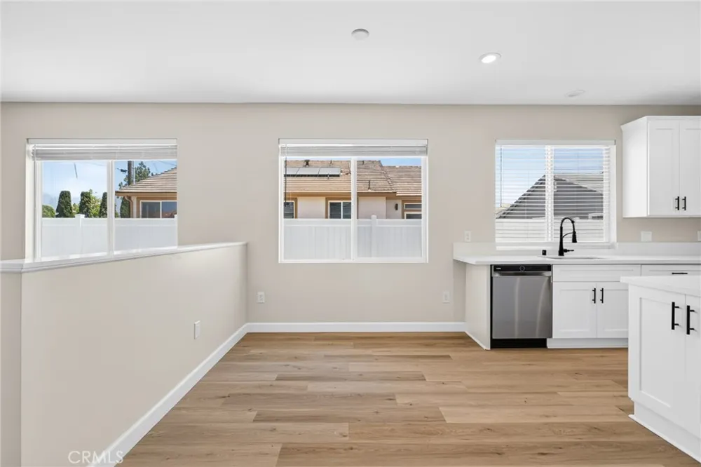 593 E 12th St #1 Beaumont, CA 92223