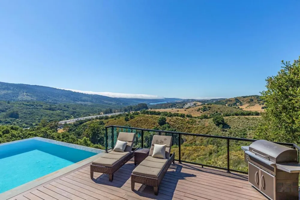 465 W Maple Way Woodside, CA 94062